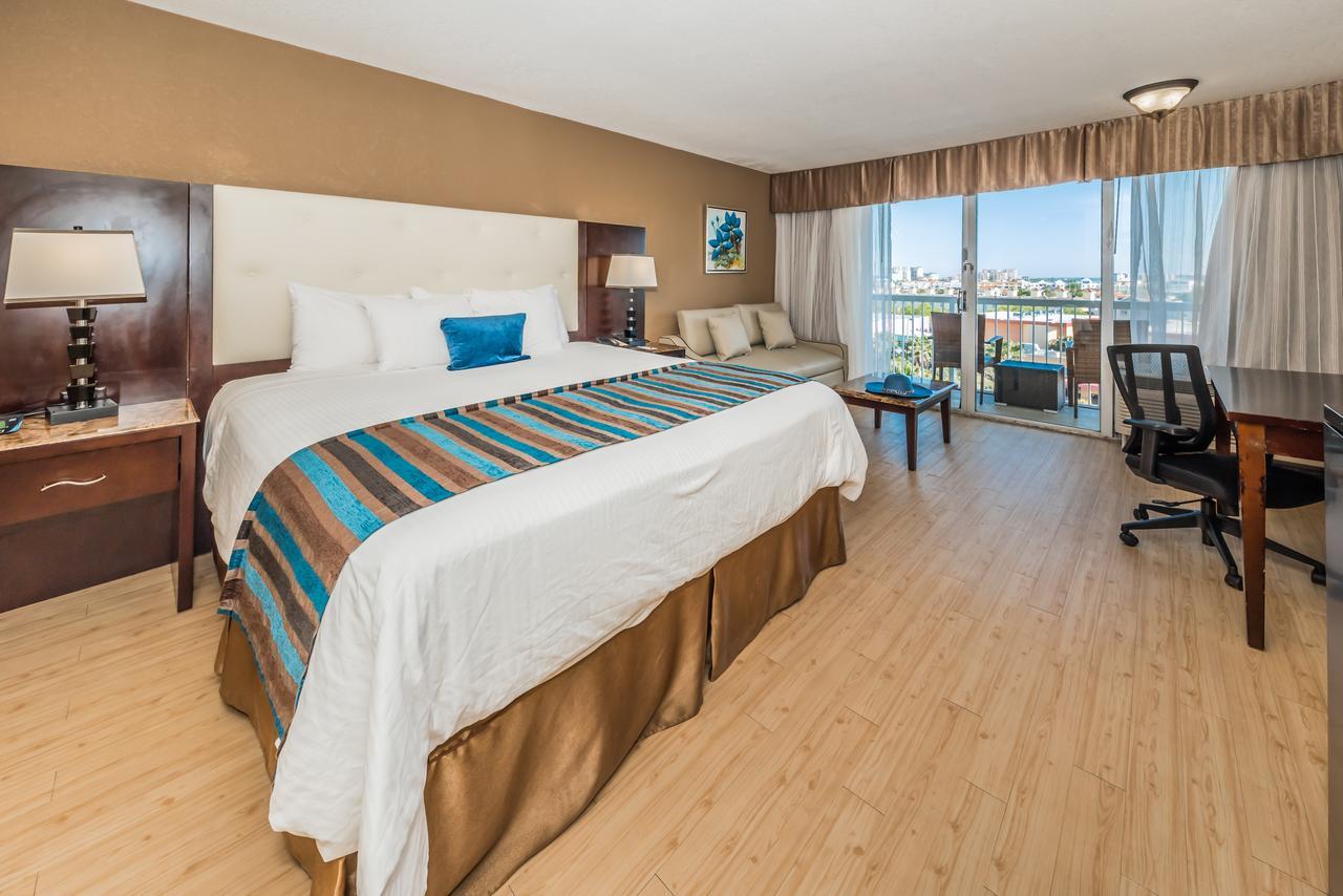 Dreamview Beachfront Hotel & Resort Clearwater Beach Exterior foto