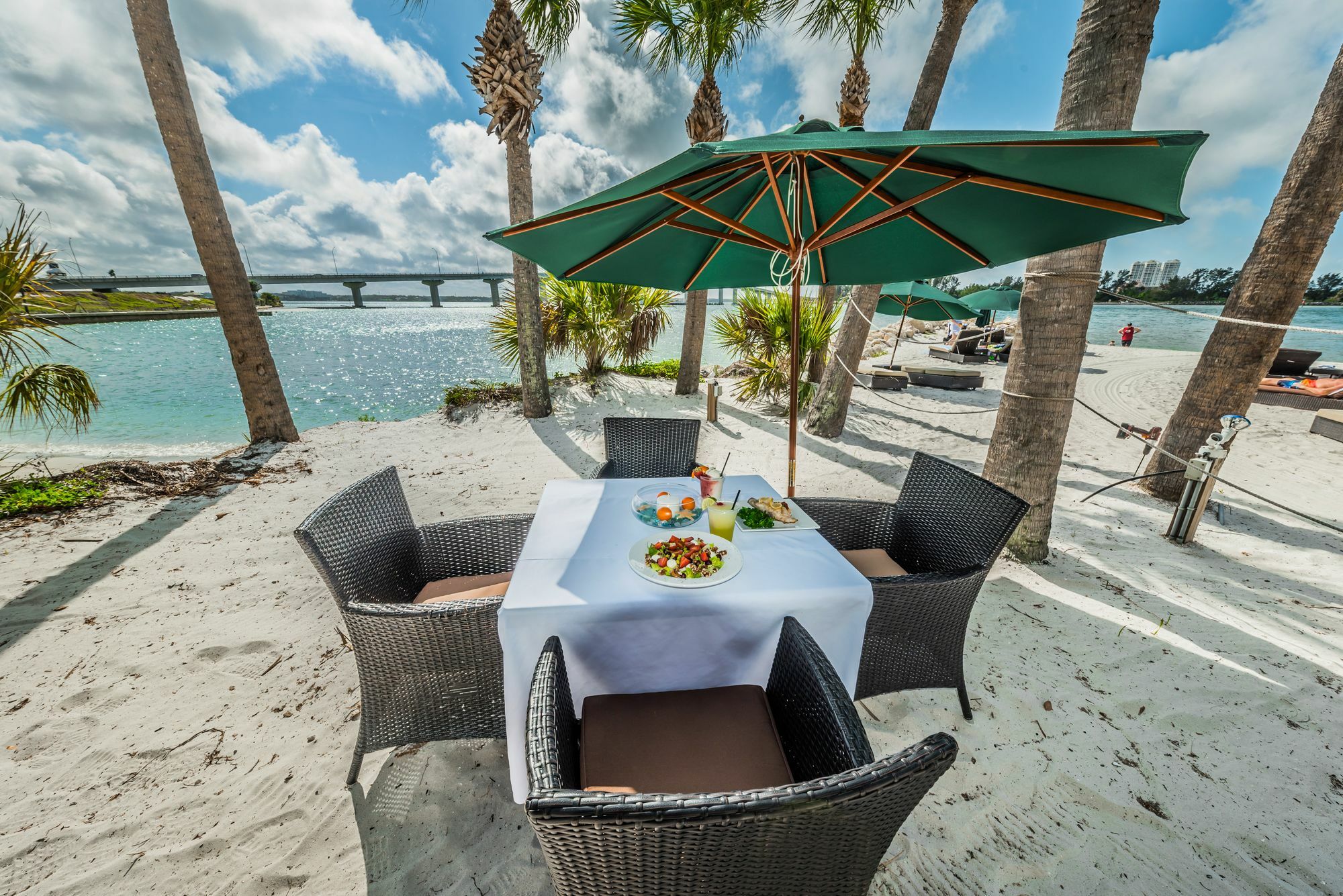 Dreamview Beachfront Hotel & Resort Clearwater Beach Exterior foto