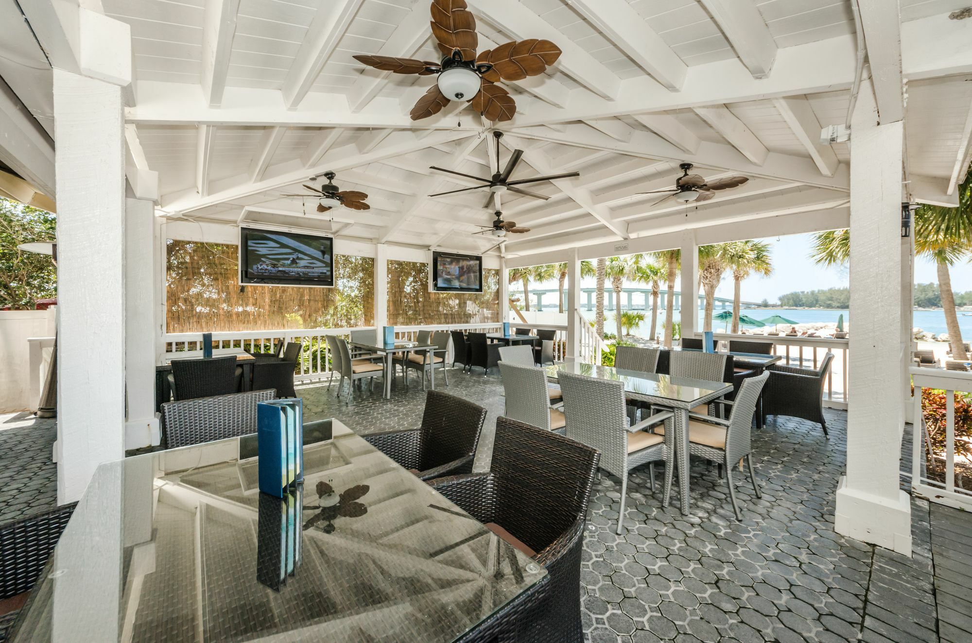 Dreamview Beachfront Hotel & Resort Clearwater Beach Exterior foto